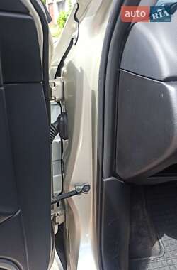 Хэтчбек Mazda 3 2008 в 