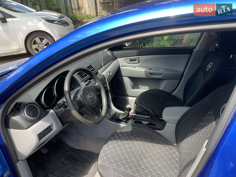 Хетчбек Mazda 3 2004 в Миколаєві