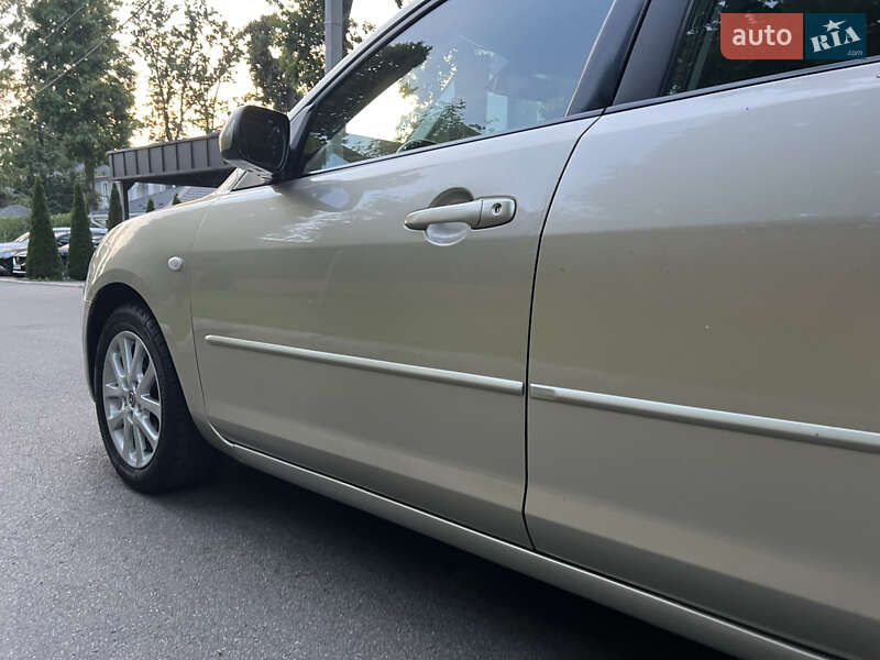 Седан Mazda 3 2007 в Києві