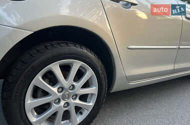 Седан Mazda 3 2007 в 