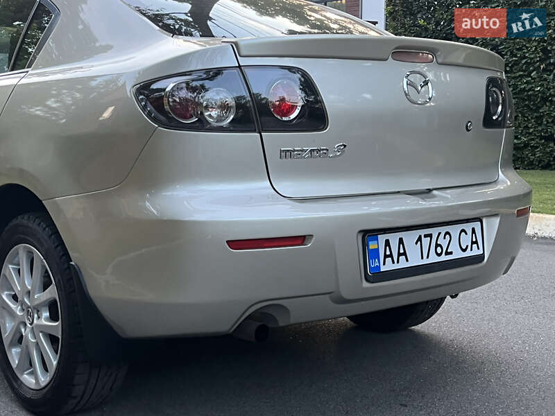 Седан Mazda 3 2007 в Києві