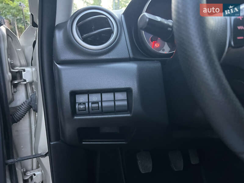 Седан Mazda 3 2007 в Києві