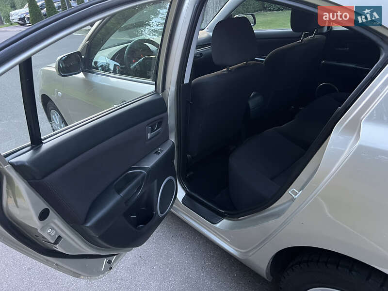 Седан Mazda 3 2007 в Києві