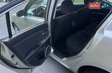 Седан Mazda 3 2007 в 