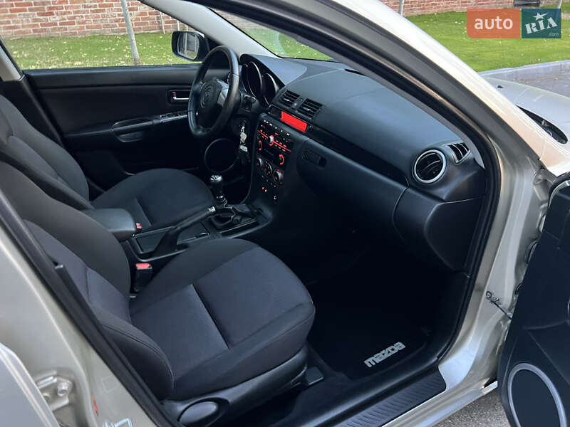 Седан Mazda 3 2007 в Києві