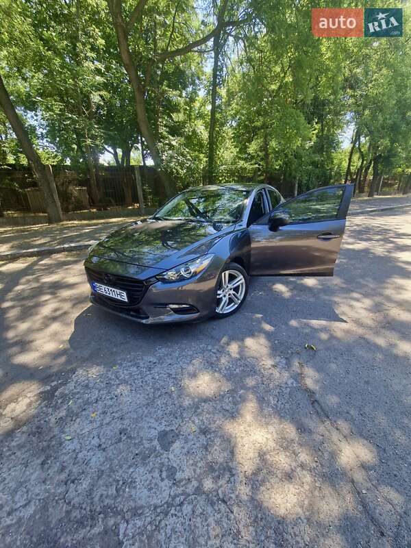 Mazda 3 2018
