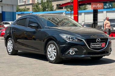 Седан Mazda 3 2014 в 