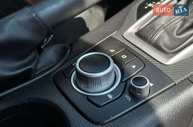 Седан Mazda 3 2014 в 