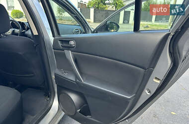 Седан Mazda 3 2010 в 
