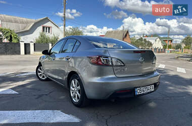 Седан Mazda 3 2010 в 