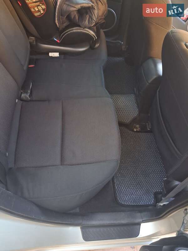 Седан Mazda 3 2007 в Виннице