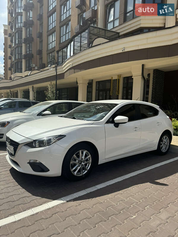 Хетчбек Mazda 3 2015 в Києві
