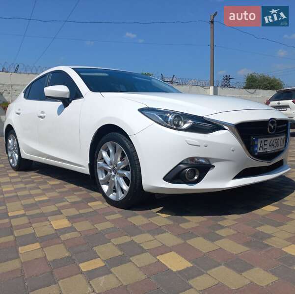 Mazda 3 2016