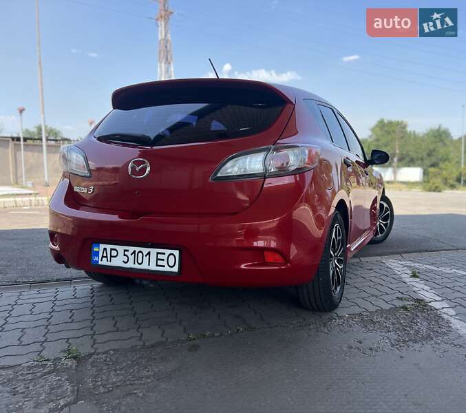 Хэтчбек Mazda 3 2012 в Запорожье