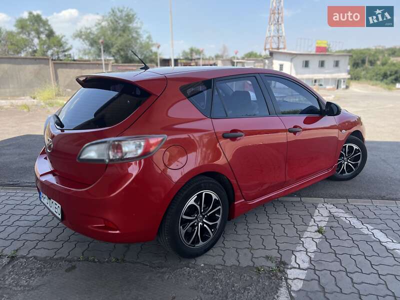 Хэтчбек Mazda 3 2012 в Запорожье