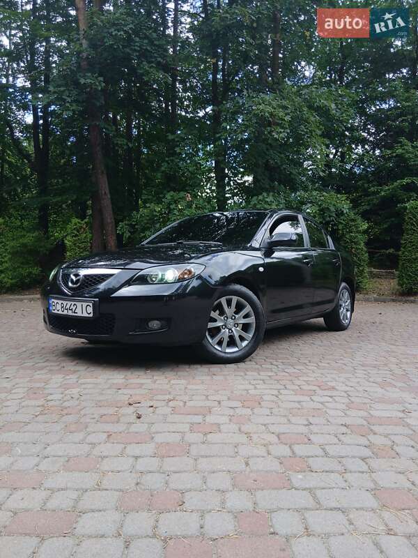 Седан Mazda 3 2006 в Трускавце