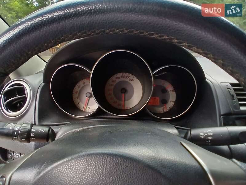Седан Mazda 3 2006 в Трускавце