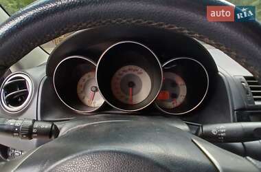 Седан Mazda 3 2006 в 