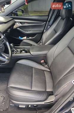 Хэтчбек Mazda 3 2019 в 