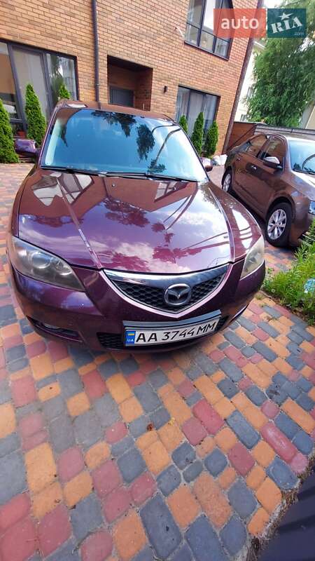 Седан Mazda 3 2007 в Києві
