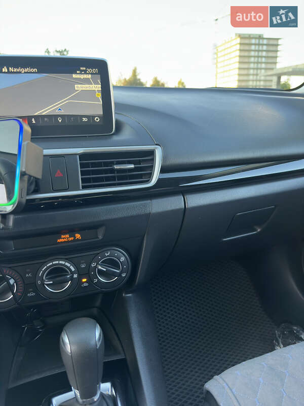 Седан Mazda 3 2015 в Ізмаїлі фото 19 Седан Mazda 3 2015 в Ізмаїлі