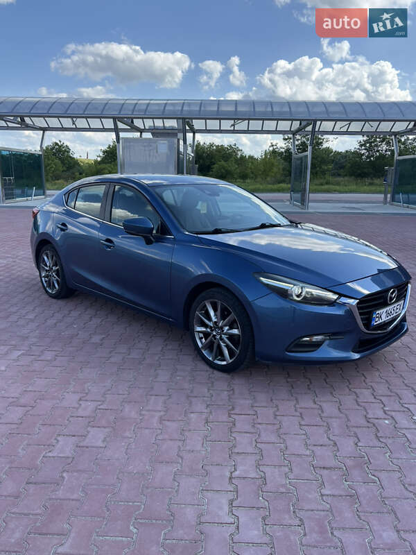 Седан Mazda 3 2017 в Рівному