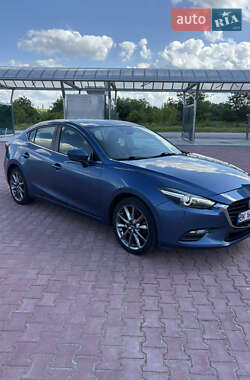 Седан Mazda 3 2017 в 