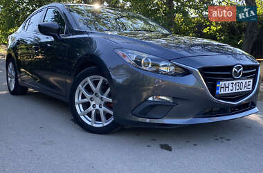 Седан Mazda 3 2013 в 