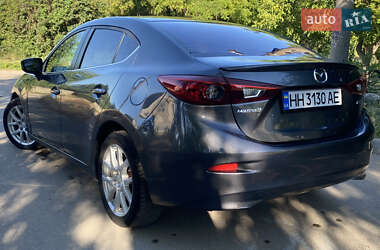 Седан Mazda 3 2013 в 