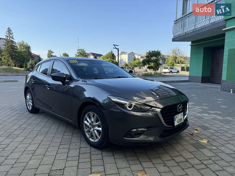 Mazda 3 2015