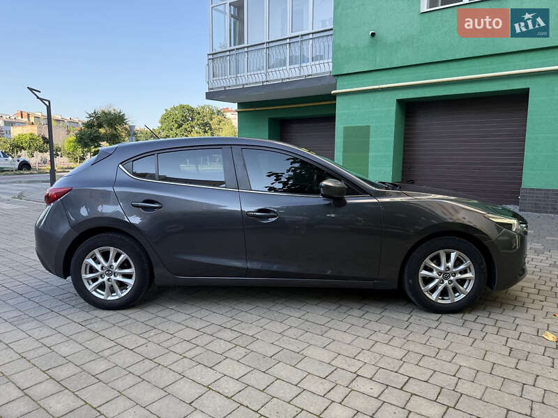 Хэтчбек Mazda 3 2015 в Ивано-Франковске фото 2 Хэтчбек Mazda 3 2015 в Ивано-Франковске