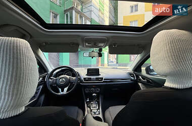 Хэтчбек Mazda 3 2015 в 
