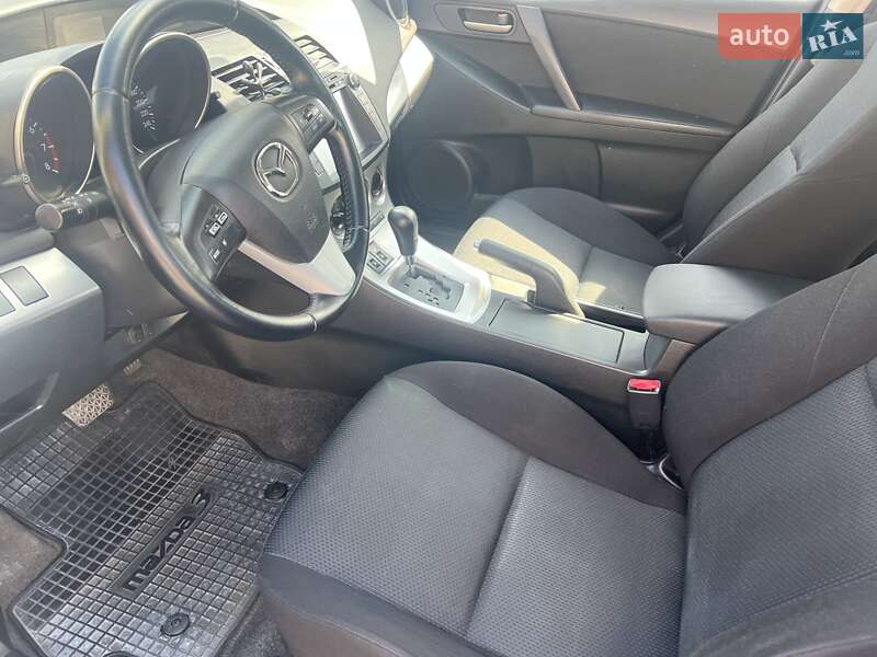 Седан Mazda 3 2010 в Житомирі
