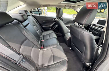 Седан Mazda 3 2014 в 