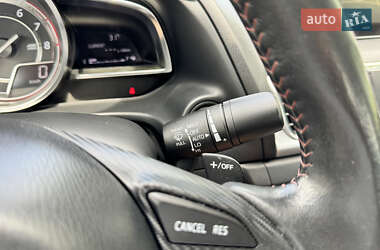 Седан Mazda 3 2014 в 