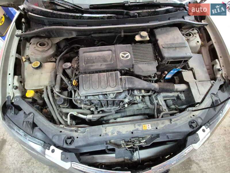 Седан Mazda 3 2006 в Днепре