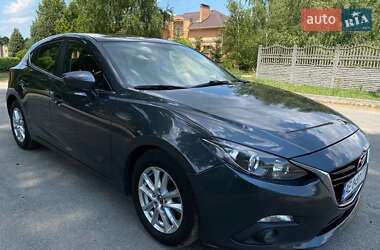 Хэтчбек Mazda 3 2015 в 
