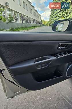 Седан Mazda 3 2009 в 