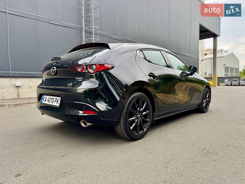 Хэтчбек Mazda 3 2021 в Киеве