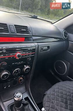 Хэтчбек Mazda 3 2008 в 