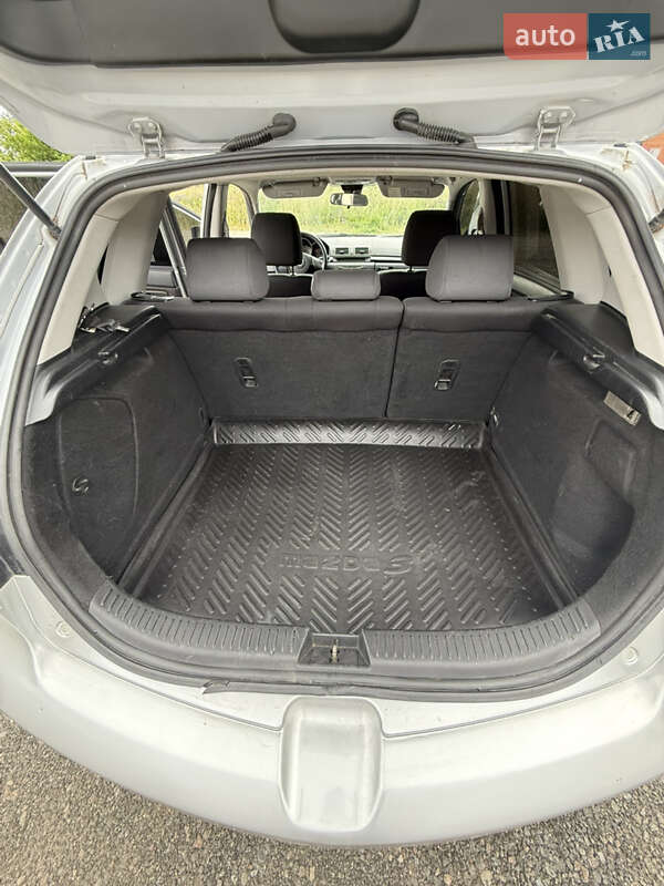Хэтчбек Mazda 3 2006 в Киеве