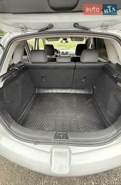 Хэтчбек Mazda 3 2006 в 