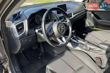 Седан Mazda 3 2017 в 