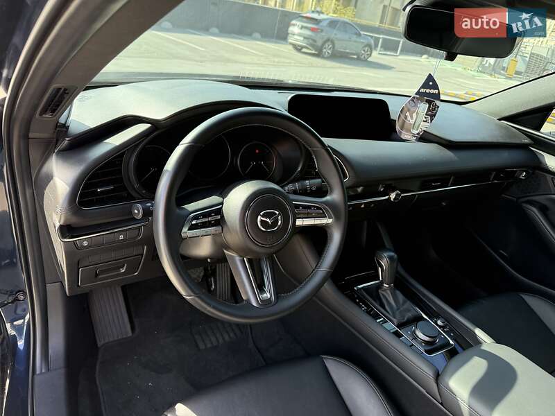 Хэтчбек Mazda 3 2019 в Киеве