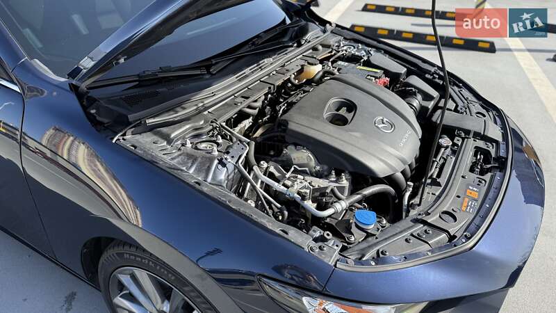 Хэтчбек Mazda 3 2019 в Киеве