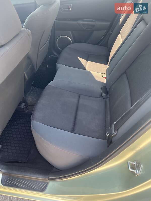 Седан Mazda 3 2008 в Дніпрі