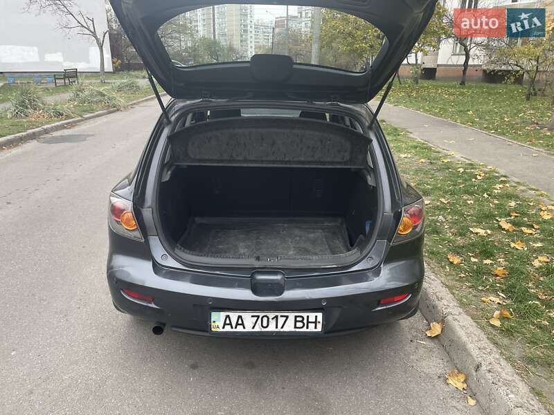 Хэтчбек Mazda 3 2006 в Киеве