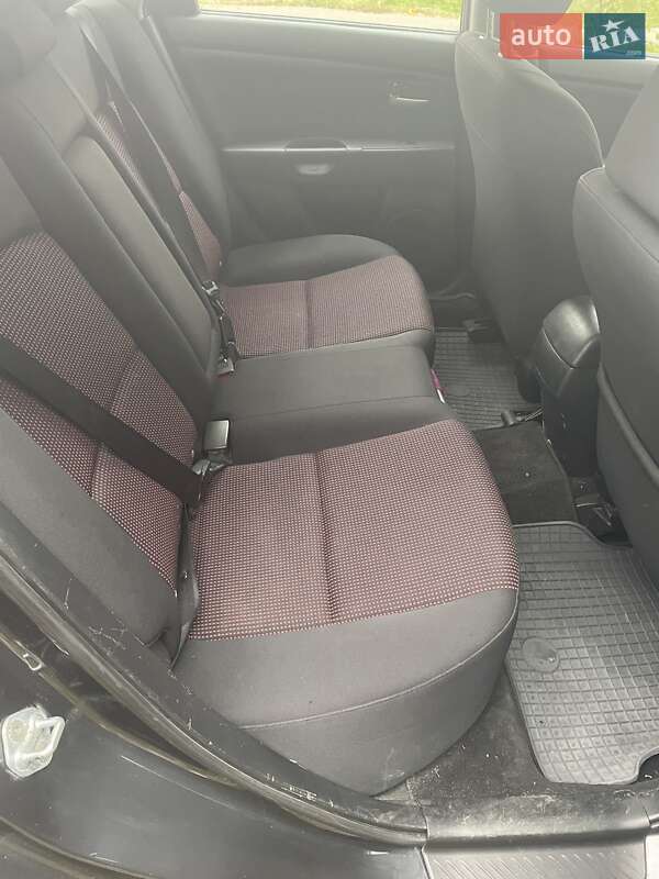 Хэтчбек Mazda 3 2006 в Киеве