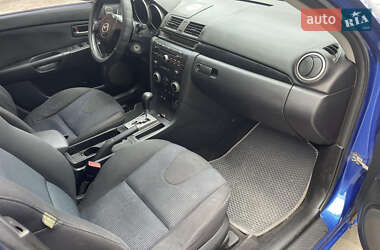 Хэтчбек Mazda 3 2005 в 