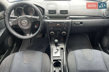 Хэтчбек Mazda 3 2005 в 